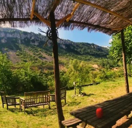 Maison De Vignes De Tournemire Nyaraló *